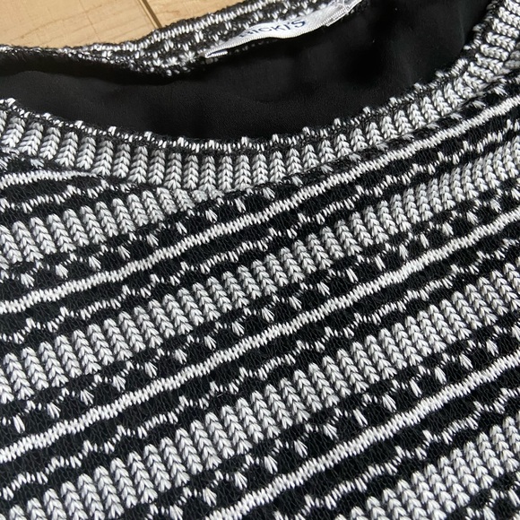 Ricki’s 3/4 sleeve 2 layer top Size Large - Picture 4 of 7